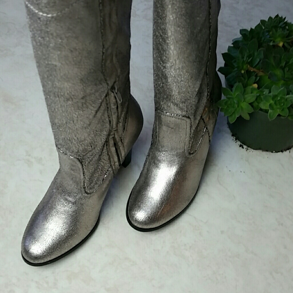 NWT Newport News Tall Silver Heeled Boots … - Picture 4 of 6